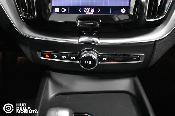 VOLVO XC60 B4 (d) automatico Business